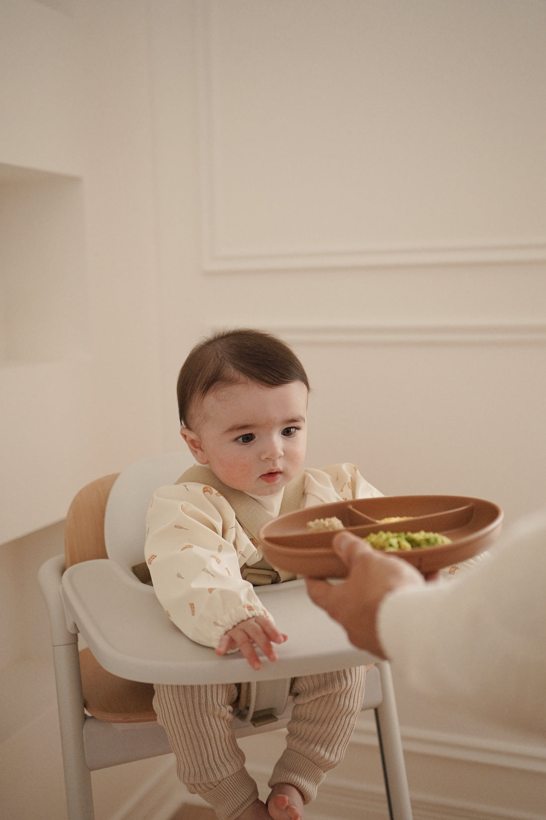 Guide ultime pour les premiers repas de bébé : choisissez la meilleure vaisselle