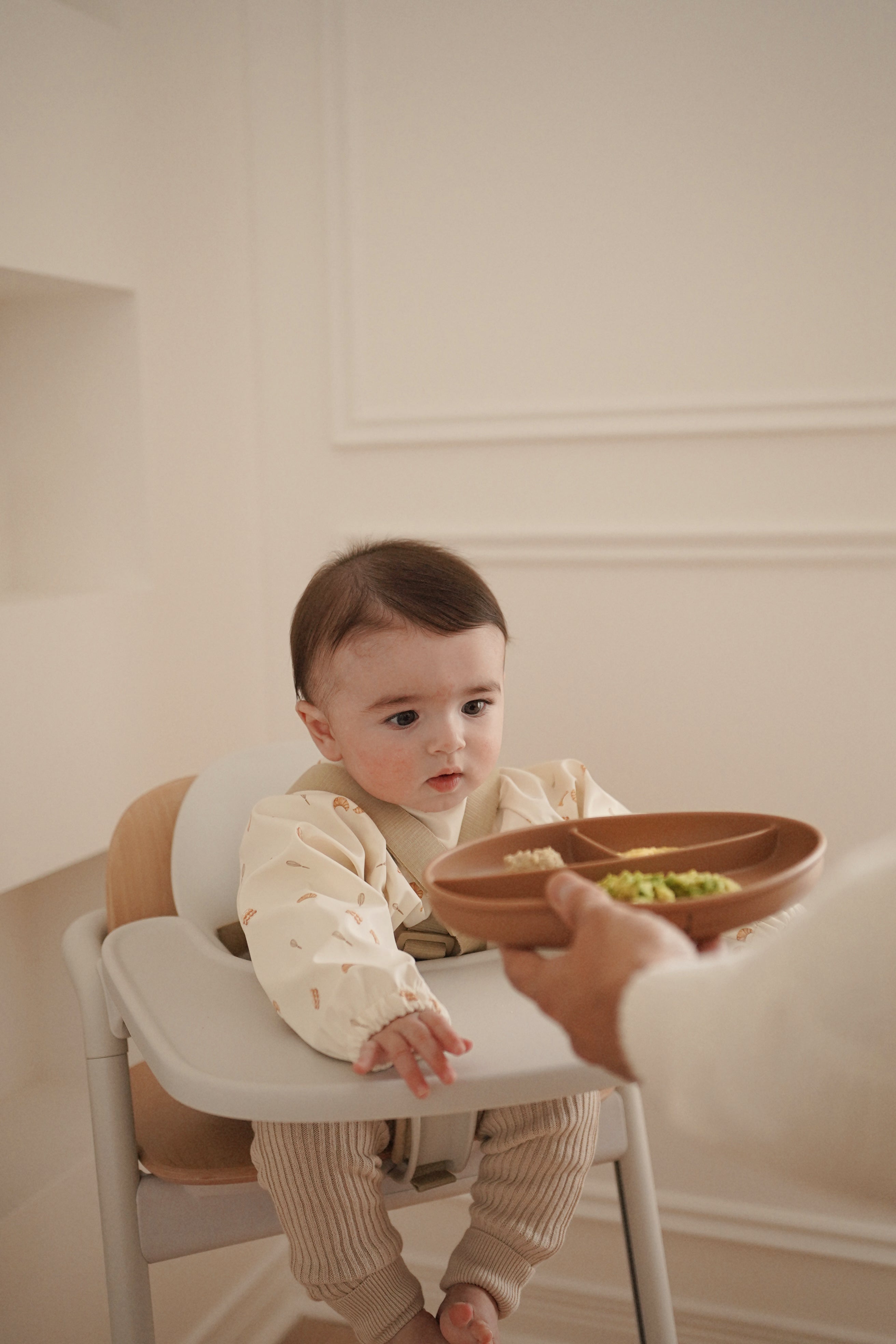 Guide ultime pour les premiers repas de bébé : choisissez la meilleure vaisselle