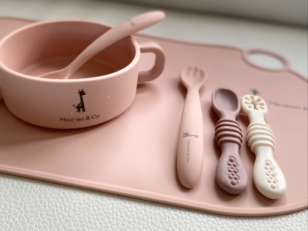 Nos 3 essentiels accessoires et vaisselle pour faciliter l’intégration des aliments