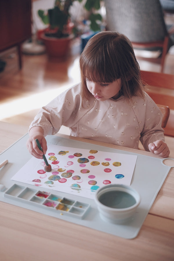 Napperon d’artiste en silicone pour enfant