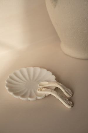 cuillère d'apprentissage, blanc crème