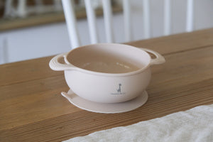 Suction silicone bowl