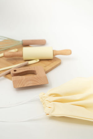 Ensemble mini-chef avec sac jaune