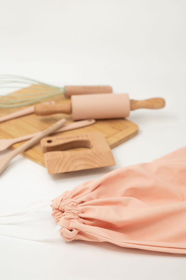 Ensemble mini-chef avec sac rose
