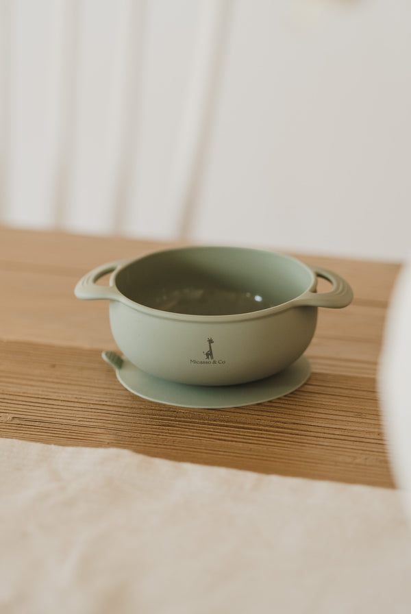 Suction silicone bowl