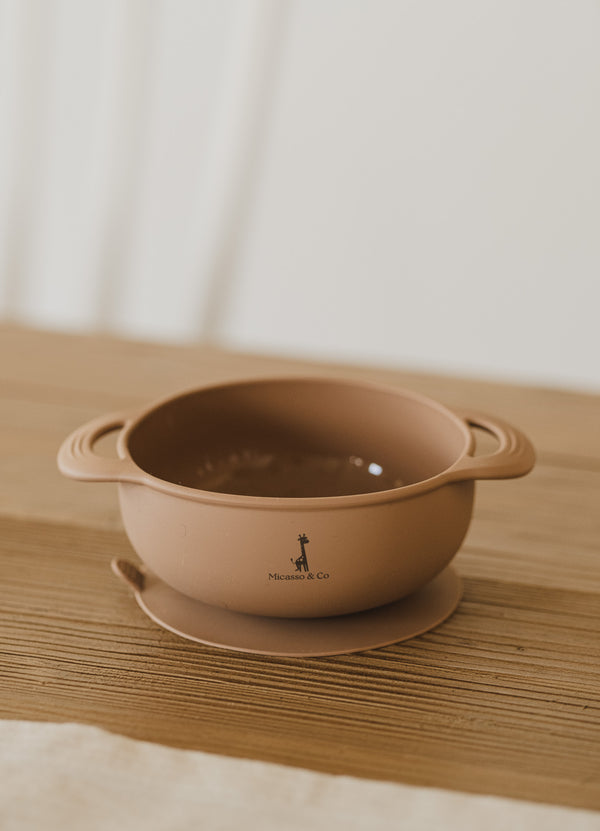 Suction silicone bowl