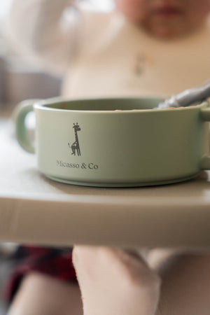 Silicone bowl with handles 