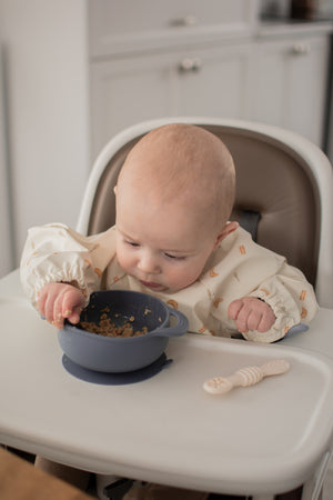 Suction silicone bowl