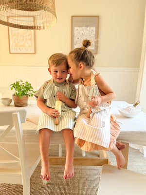 tablier de cuisine lapin sauge et jaune pour enfant micasso and co